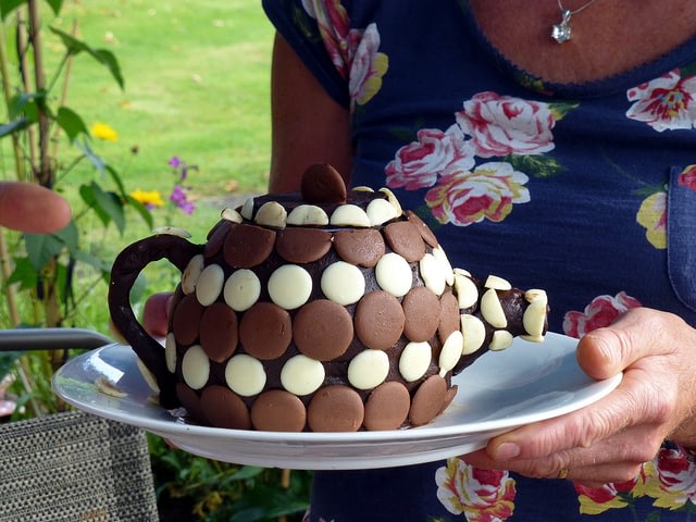 A Chocolate Teapot is useful? Here’s 5 other Chocolate Inventions we love!