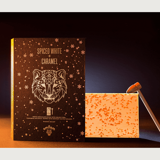 Omnom – Spiced White & Caramel Sharing Slab